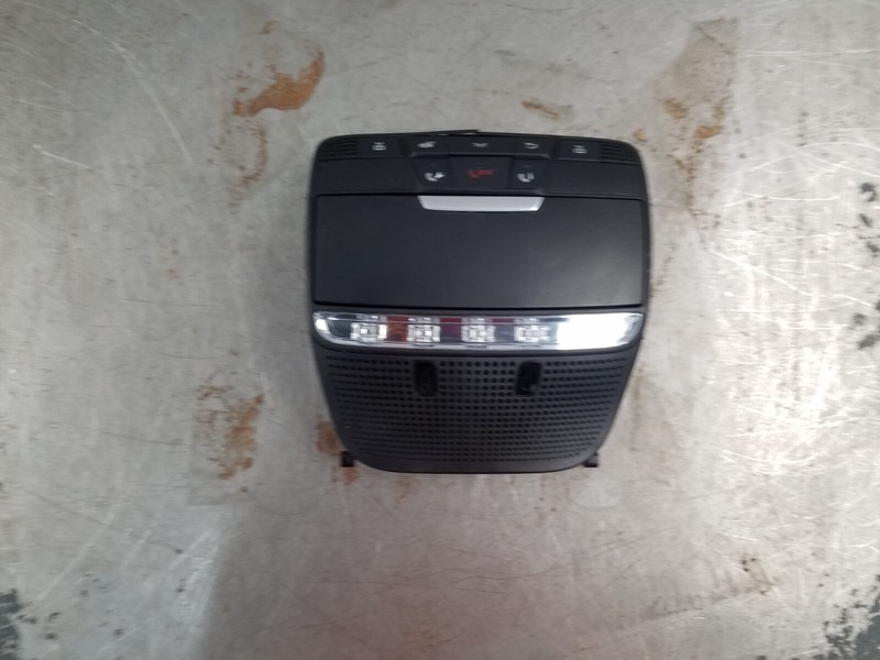 2016 Mercedes AMG C 63 S Overhead Console / Dome Lights #3164 F7