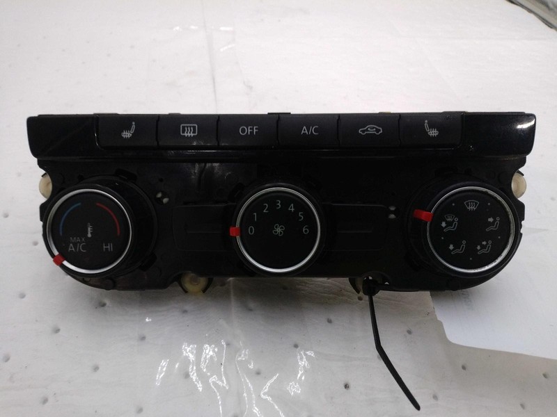 2015 Volkswagen Passat A/C Selector Switch OEM White 561907426C 100k Miles