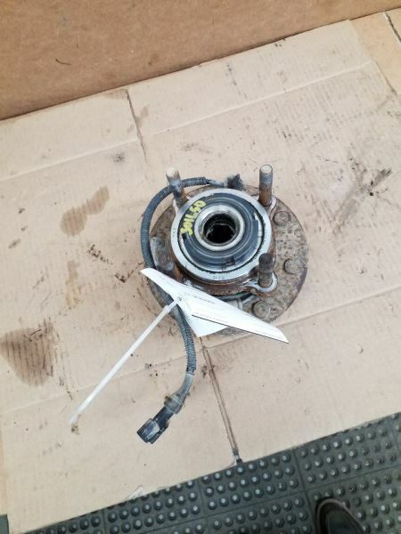 Hub Front 4 Wheel ABS Hub Fits 03-04 FORD F250SD PICKUP 241827