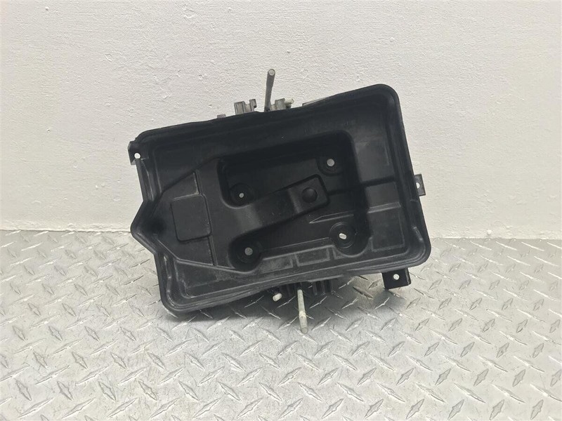2001-2010 FORD ESCAPE BATTERY TRAY OEM YL8Z-10732-BB