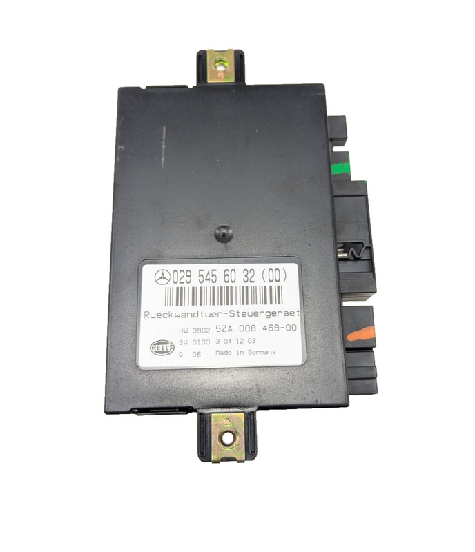 04-06 Mercedes W211 E350 E500 Wagon Rear Tail Gate Control Module 0295456032 OEM