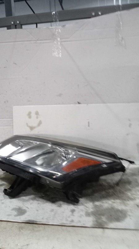 2016 Chevrolet Traverse Left Headlight Assembly - Foggy Lens, 334764