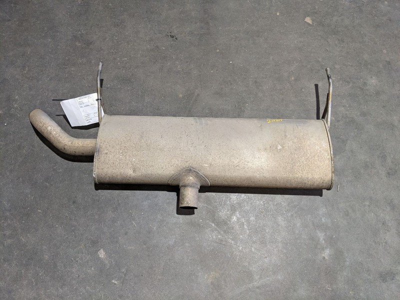2018 - 2024 GMC Terrain 1.5L AWD Rear Exhaust System Muffler OEM 1193926