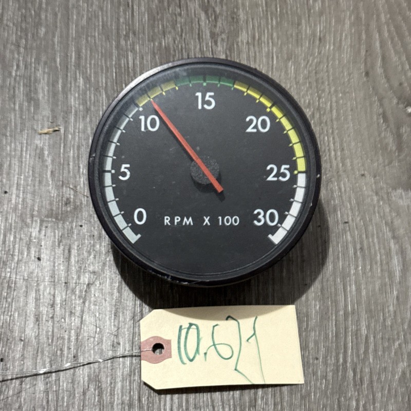 Freightliner Tachometer Gauge - P/N: 22-46508-000
