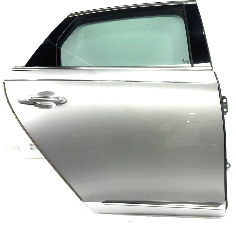 2013-2019 Cadillac XTS Right Passenger Side RH Rear Door Assembly OEM Scratches
