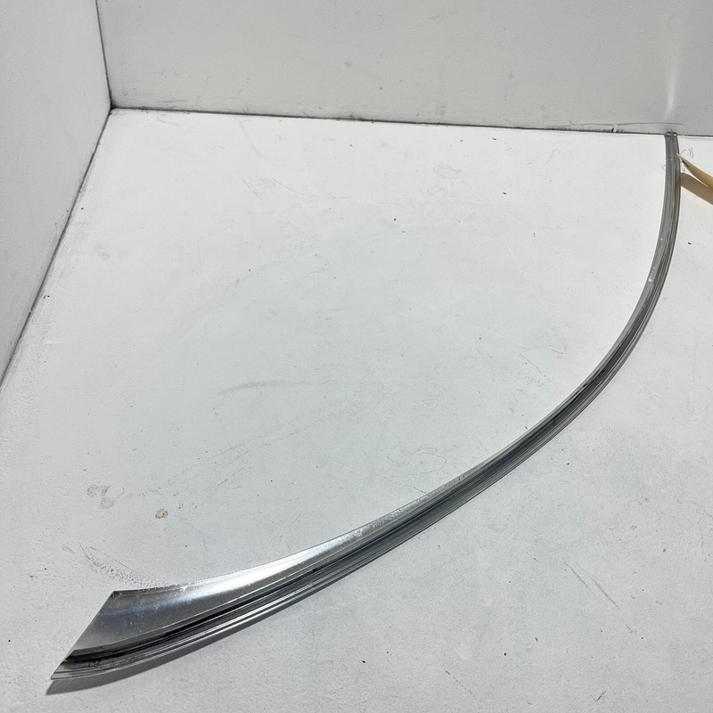 2014-2017 MERCEDES S550 W222 REAR RIGHT SIDE DOOR WINDOW TRIM OEM