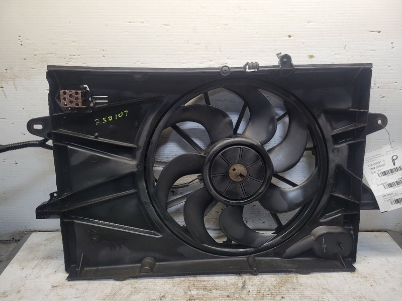 Radiator Fan Motor Fan Assembly Fits 10-17 EQUINOX 1559114