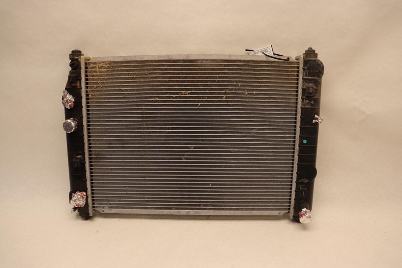 2004-2009 CADILLAC XLR 4.6L ENGINE WATER COOLING RADIATOR OEM