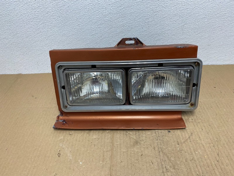 1975 to 1976 Cadillac Eldorado Driver Left Side Left Headlight AB8245