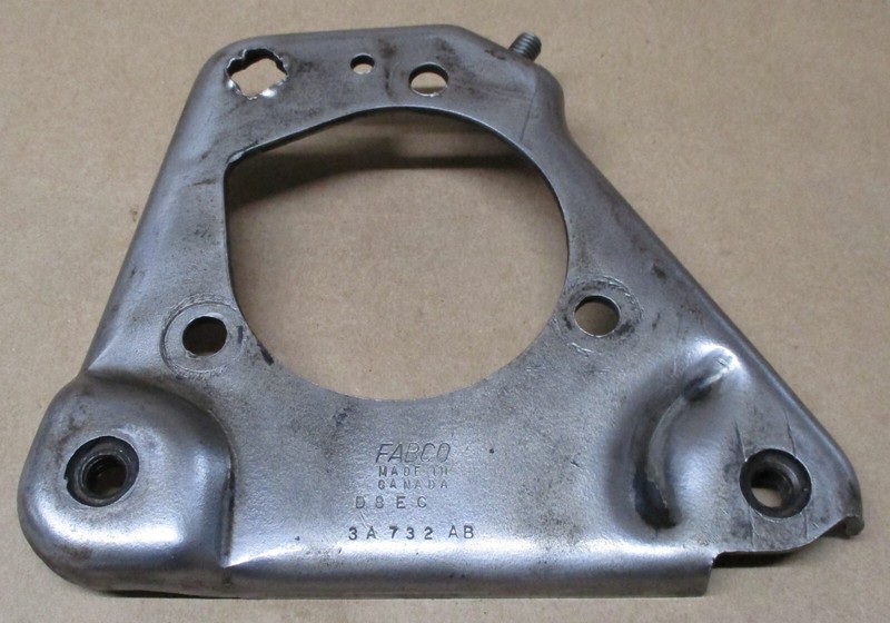 FABCO FORD POWER STEERING PUMP ADJUSTING BRACKET D8EC-3A732-AB