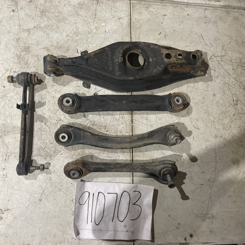1999 Mercedes E320 CLK320 SLK230 E320 Rear RightSide Control Arm Set