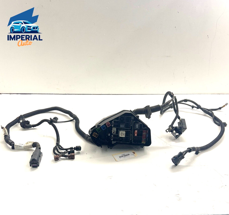 2011-14 PORSCHE CAYENNE ENGINE BAY JUNCTION FUSE RELAY BOX & WIRING HARNESS OEM