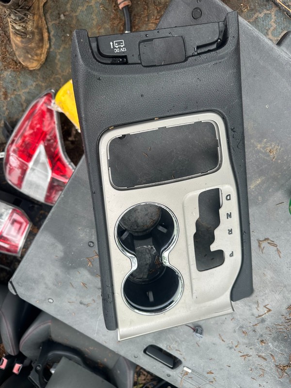11-13 GRAND CHEROKEE FRONT CENTER CONSOLE SHIFTER BEZEL TRIM PANEL OEM