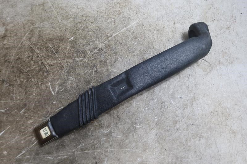 1991-1995 Jeep Wrangler YJ OEM Right RH Passenger Side Seat Belt Buckle 55027660