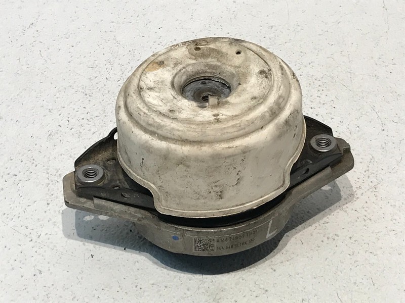12-19 Mercedes ML350 Engine Motor Mount Support Left LH Driver OEM A1662405917