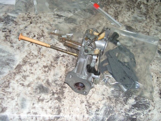 Briggs & Stratton5 HP Carburetor REBUILTmodel 135292 motor part only Bin 703