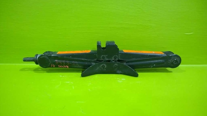 13 14 15 16 17 18 19 SENTRA EMERGENCY ROADSIDE JACK OEM 3453-22