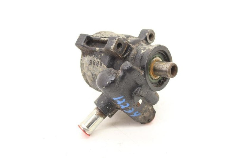 1984-1992 Chevrolet Corvette 5.7L Power Steering Pump without Pulley