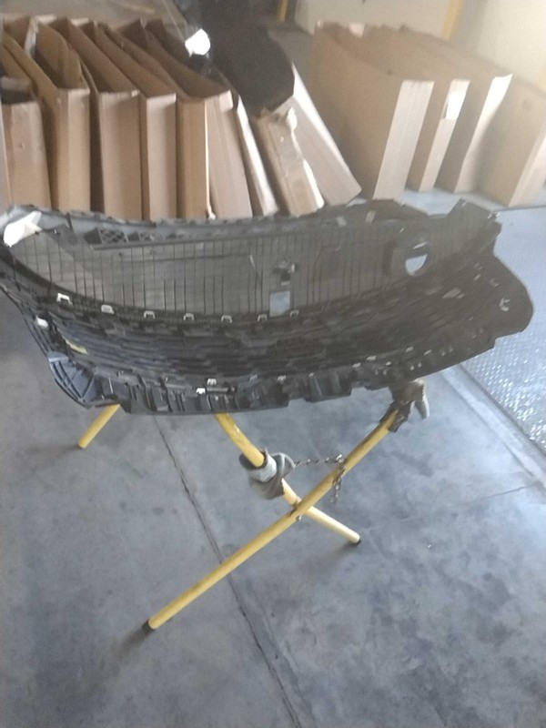2020 Kia Telluride Grille OEM Black 4DR SUV Used 86350S9100 71K Miles