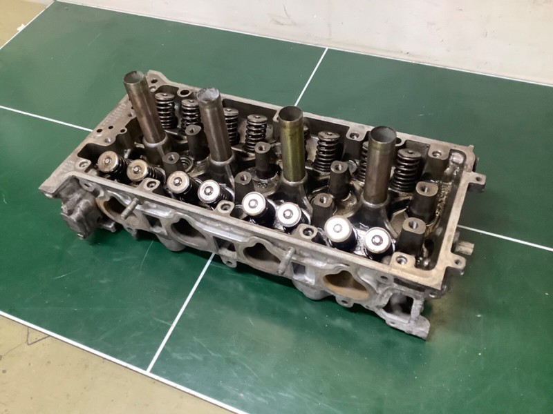 02-05 Civic Si 2.0L Cylinder head w NO camshafts , PNC-2, Used OEM