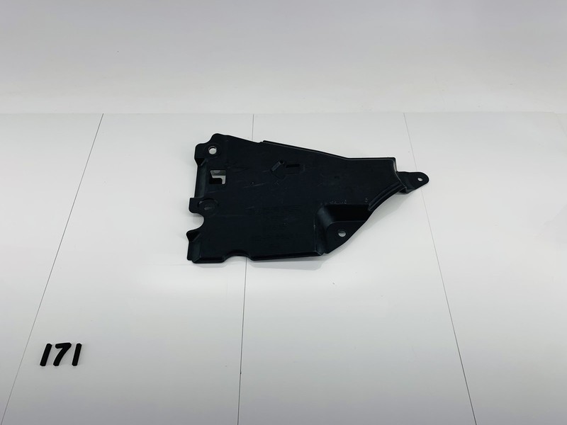 17-20 FIAT 124 SPIDER ABARTH LOWER UNDER BODY SPLASH GUARD SHIELD COVER OEM