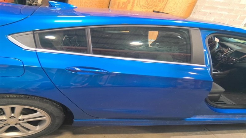 Passenger Right Rear Side Door Fits 16-19 CRUZE 3528670