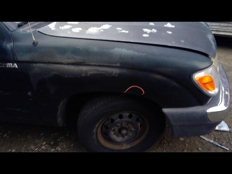 95-00 TOYOTA TACOMA PASSENGER RIGHT FENDER PAINT FADED GRN-751