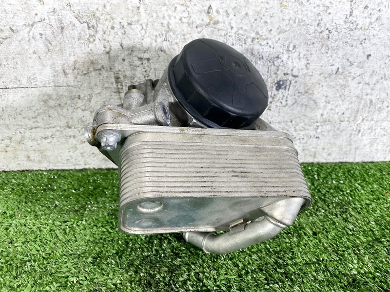 12-18 BMW SERIES 3 320i 2.0L ENGINE OIL RADIATOR COOLER W/ FILTER HOUSING OEM