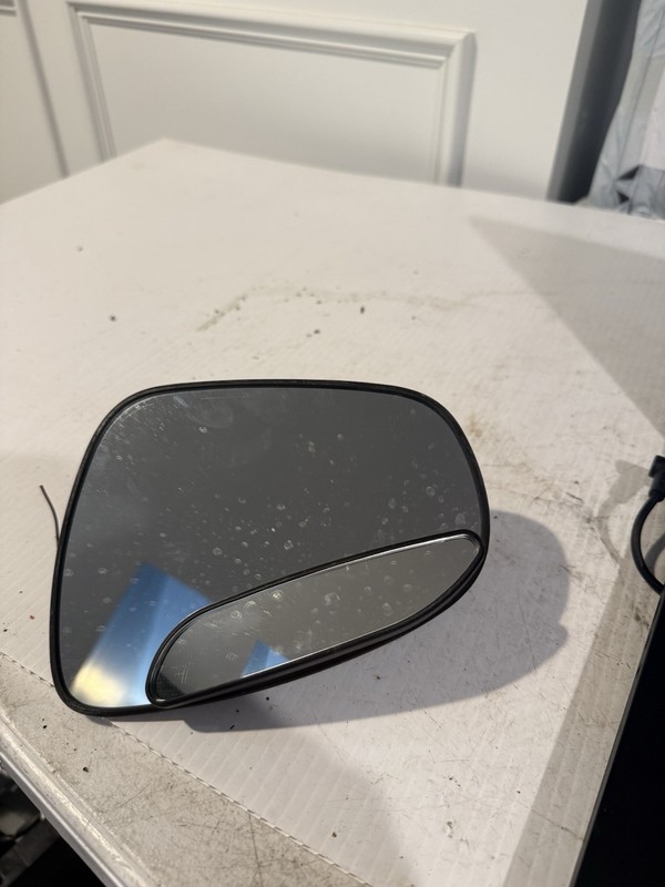 2011 LEXUS CT200H DRIVER SIDE LEFT SIDE MIRROR GLASS ONLY Replacement