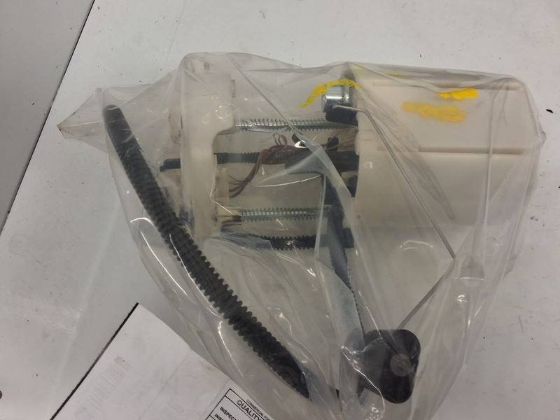 Fuel Pump Assembly Tank Mounted 3.6L AWD Fits 10-11 LACROSSE 3412807