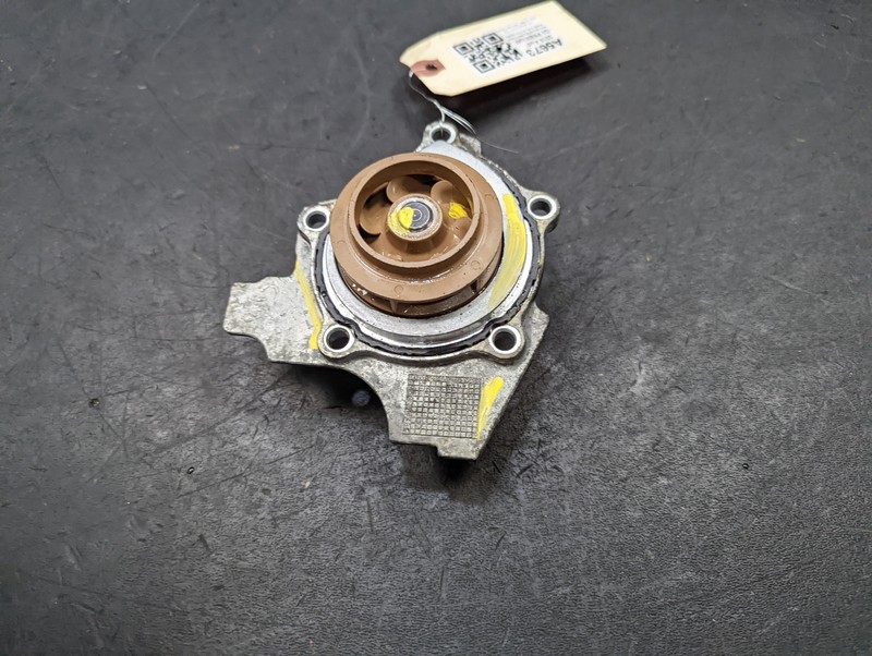 Engine Coolant Water Pump 2018 Audi Q3 06H121010A 2015 2016 2017
