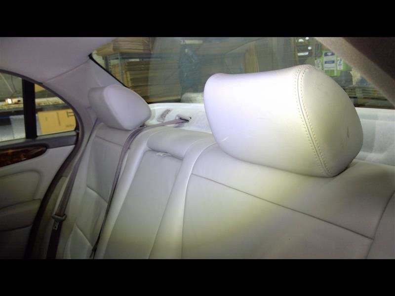 2004 2005 2006 2007 XJ8 2 Rear Headrests 1396512