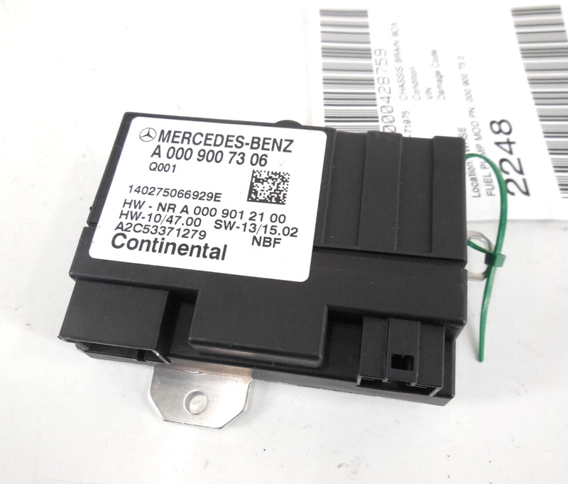 2012-2015 Mercedes-Benz SLK250 Fuel Pump Control Module OEM 000 900 73 06