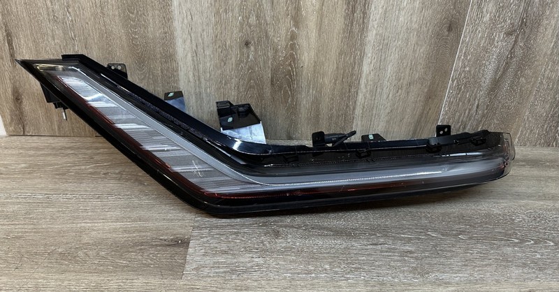 2023-24 CADILLAC LYRIQLH TAIL LIGHT ASSY OEM PART#86803229