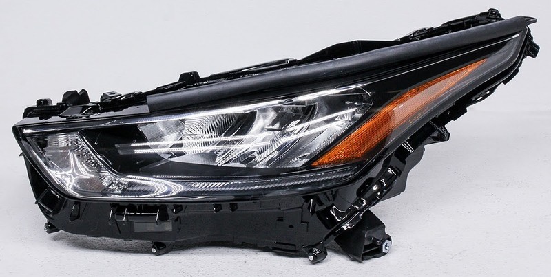 OEM Toyota Highlander XLE Left Driver Side Headlamp 81150-0E460 Tab Missing