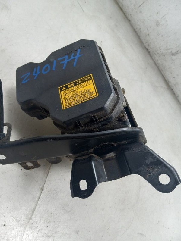 Anti-Lock Brake Part Actuator And Pump Assembly Fits 04-05 SCION XA
