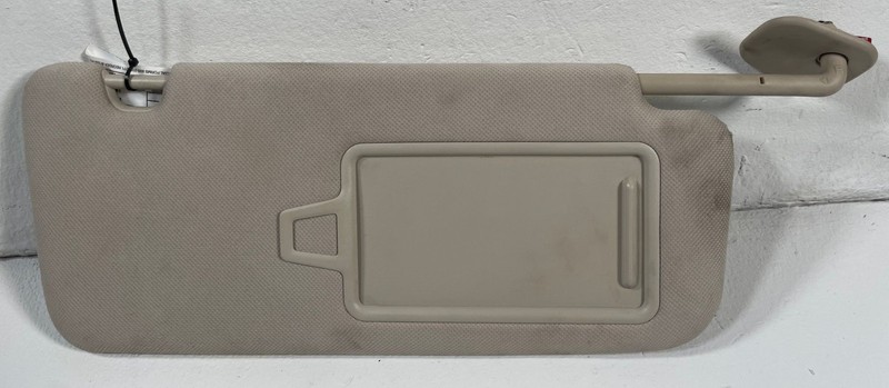 19-25 GENESIS G70 FRONT RIGHT PASSENGER SIDE SUNVISOR SUN VISOR W/ MIRROR 110950
