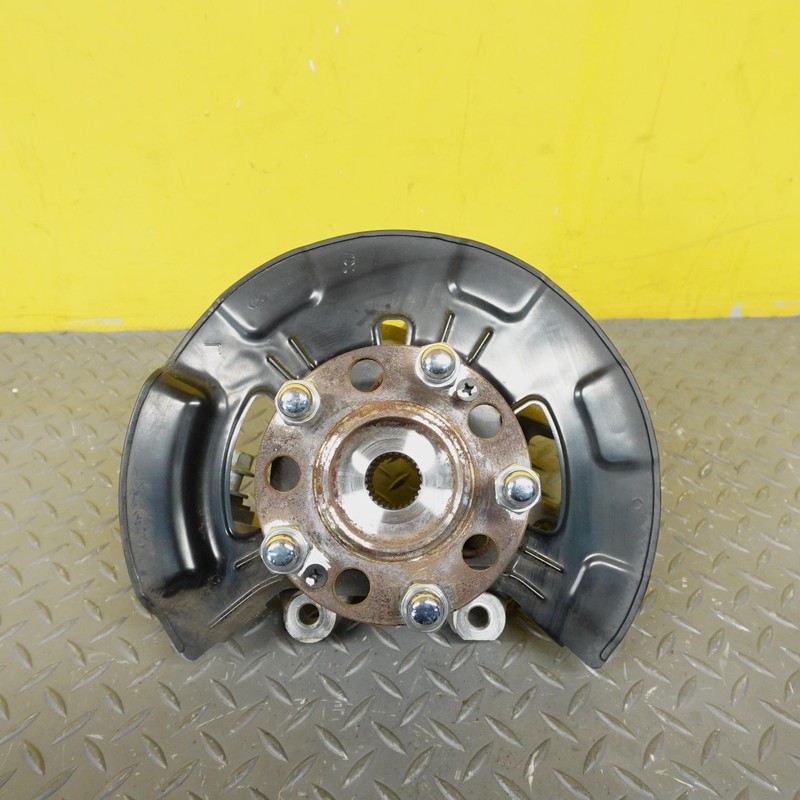 2023-2024 KIA SPORTAGE REAR LEFT KNUCKLE SPINDLE WHEEL HUB OEM 52710N9200