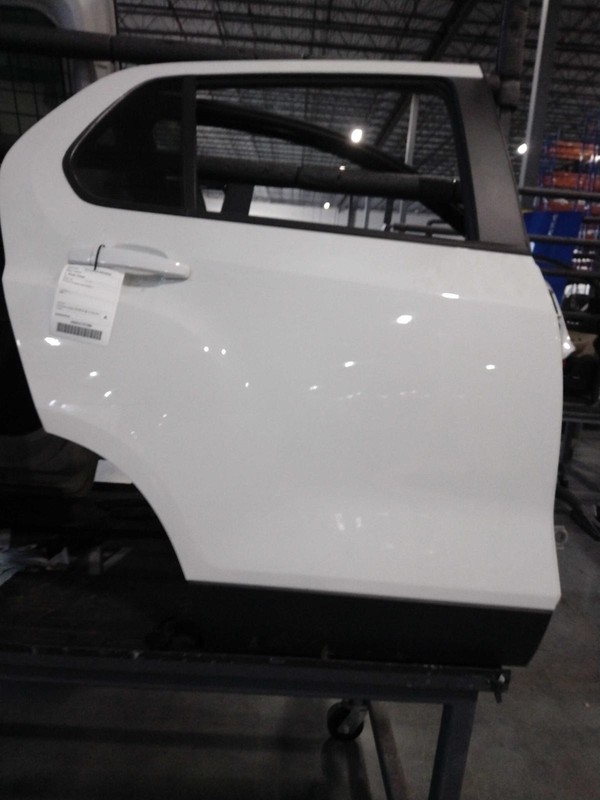 2022 Chevrolet Trax Left Rear Door White OEM 170763 78K Miles