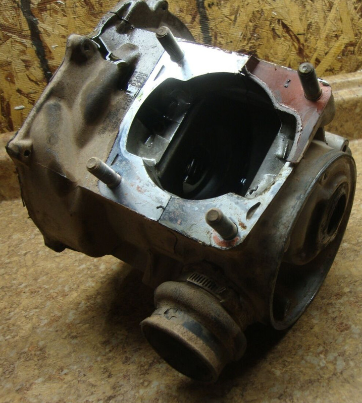 1998 Polaris Xpress 300 ATV Express Engine Case Casing Motor Block 98 4Wheeler