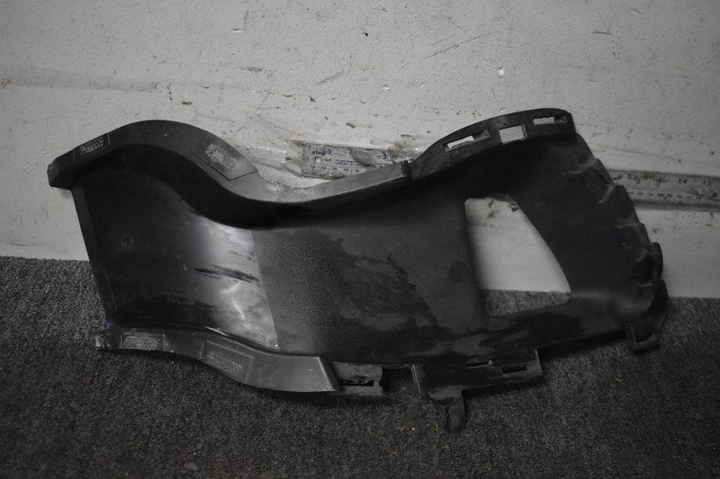 2017-2019 ALFA ROMEO GIULIA FRONT RIGHT SIDE INTAKE DUCT FACTORY OEM