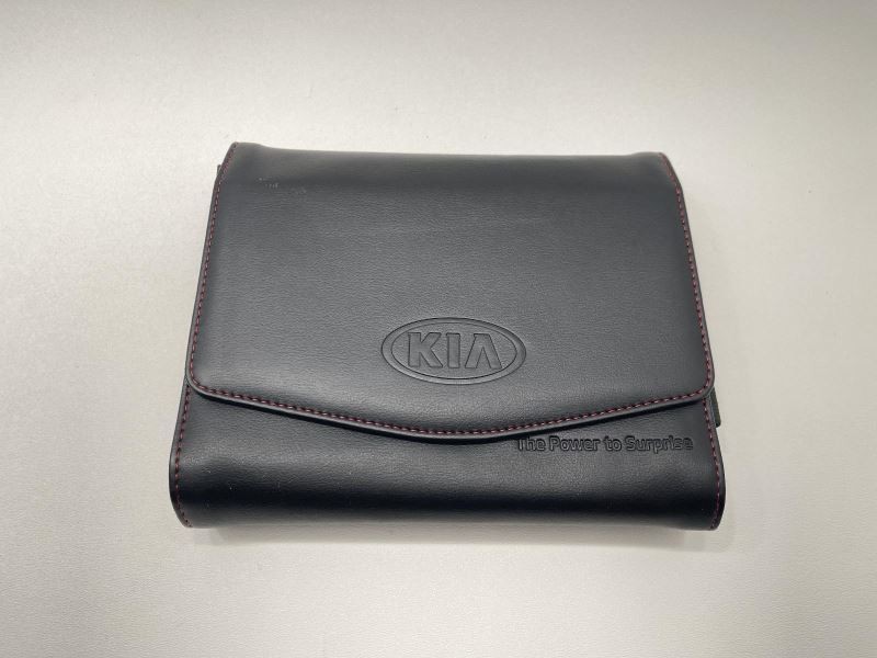 2020 KIA OPTIMA OWNERS MANUAL W/LEATHER CASE 49800