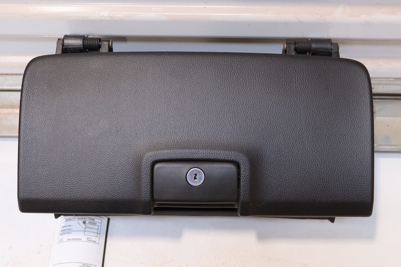 2014-2015 CHEVY SILVERADO 1500 DASHBOARD TOP GLOVE BOX STORAGE COMPARTMENT OEM