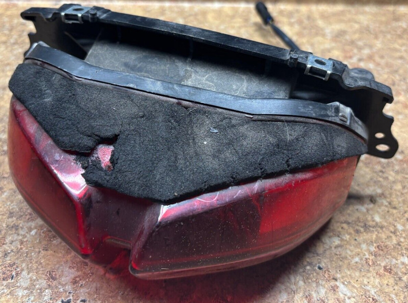 2011 Yamaha FZ8 800 Rear Brake Tail Light Back FZ 8 FZ8-N F Z 8 B10