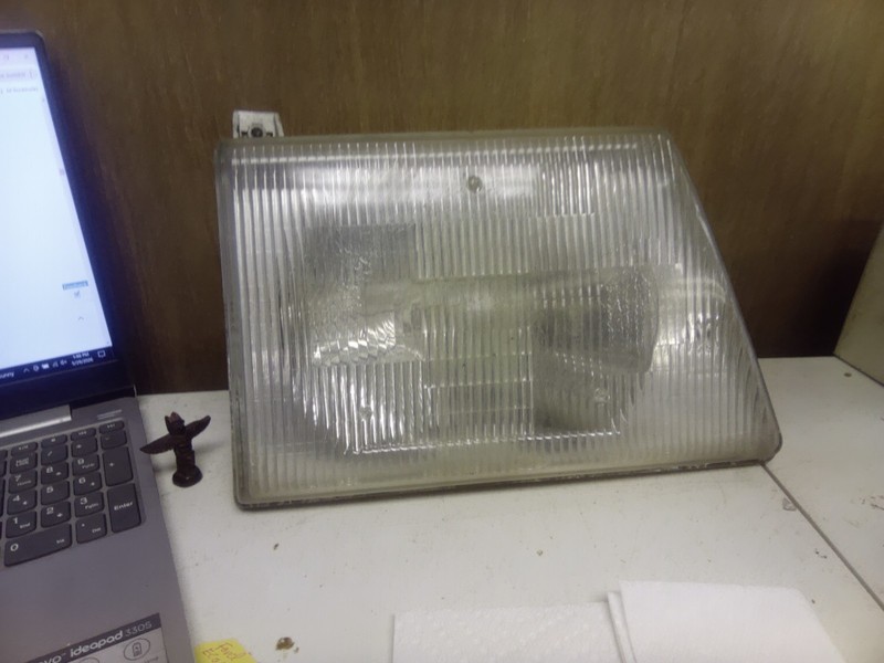 Ford Econoline Van Passenger Headlight