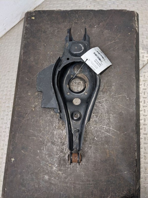 Passenger Lower Control Arm Rear Locating Arm Rear Fits 06-18 RAV4 1183413