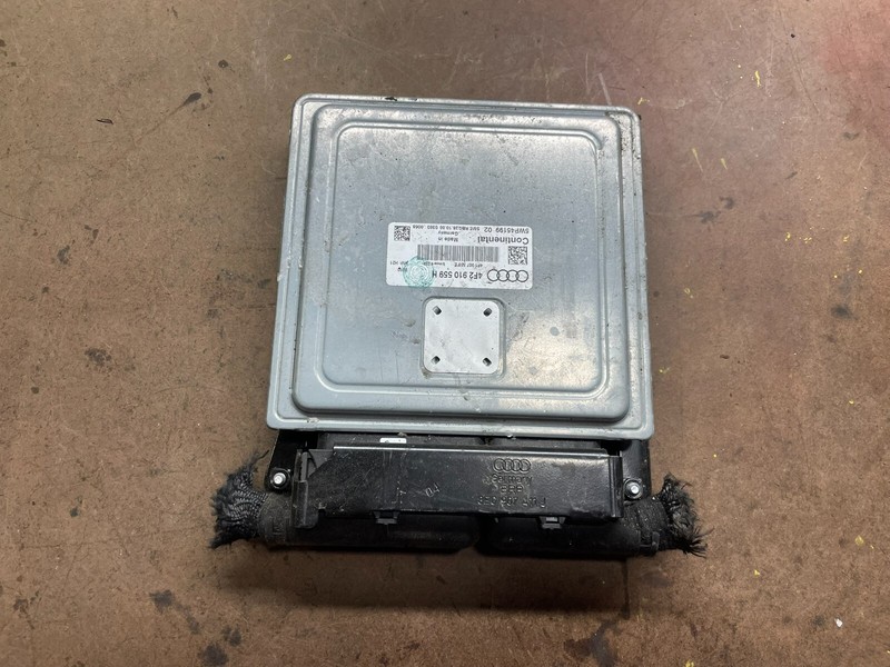 2009 to 2010 Audi A6 Engine Control Module ECM ECU I6612