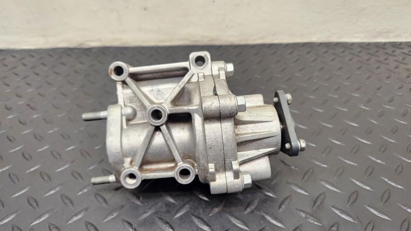14-23 Jeep Cherokee 2.4L Engine Coolant Water Pump Assembly OEM 5047389AB