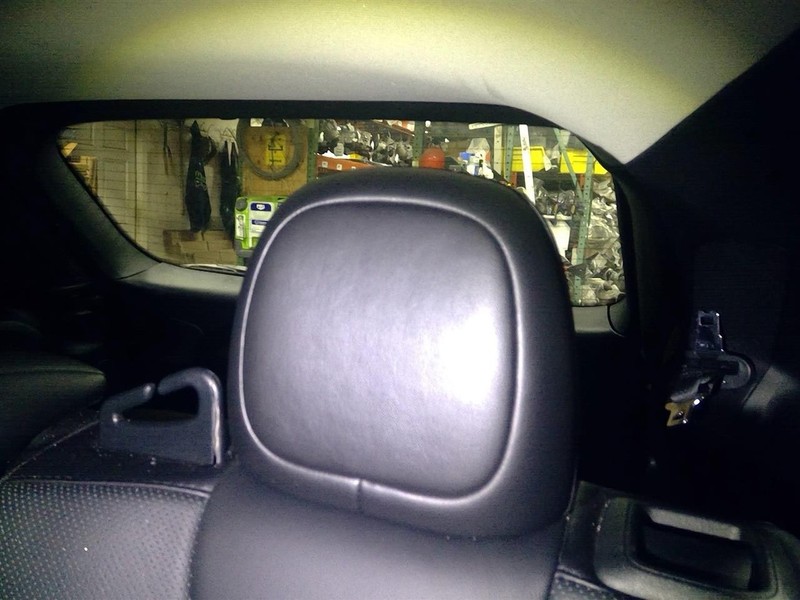 CHEROKEE2019 2 Rear Headrests 1750309