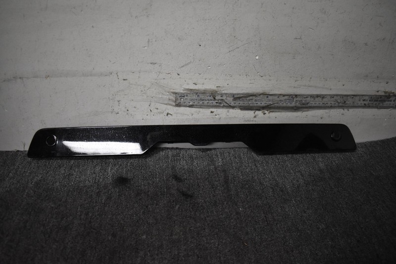 2018-2021 RANGE ROVER L494 SPORT FRONT LOWER GRILLE TRIM FACTORY OEM